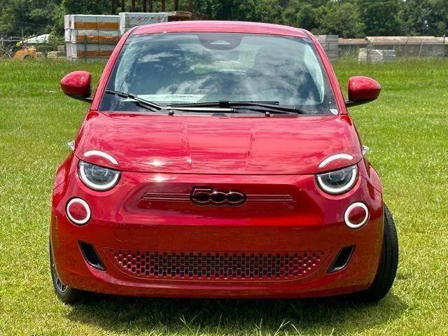 2024 Fiat FIAT 500e 500e INSPI(RED)