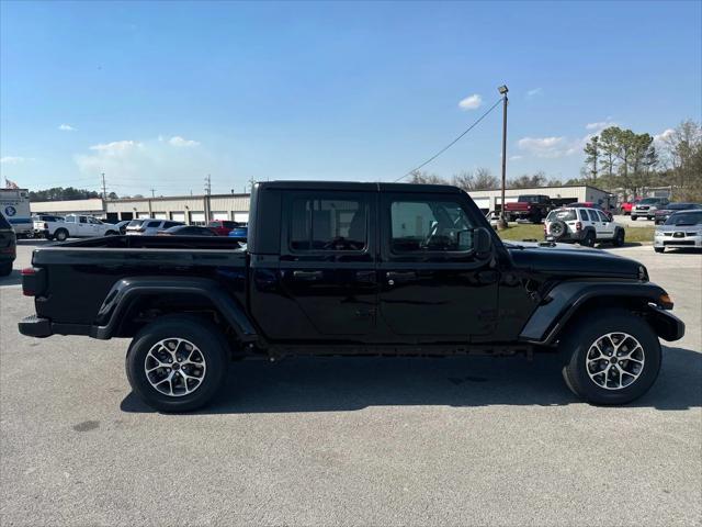 2024 Jeep Gladiator GLADIATOR SPORT S 4X4 2024 Jeep Gladiator GLADIATOR SPORT S 4X4