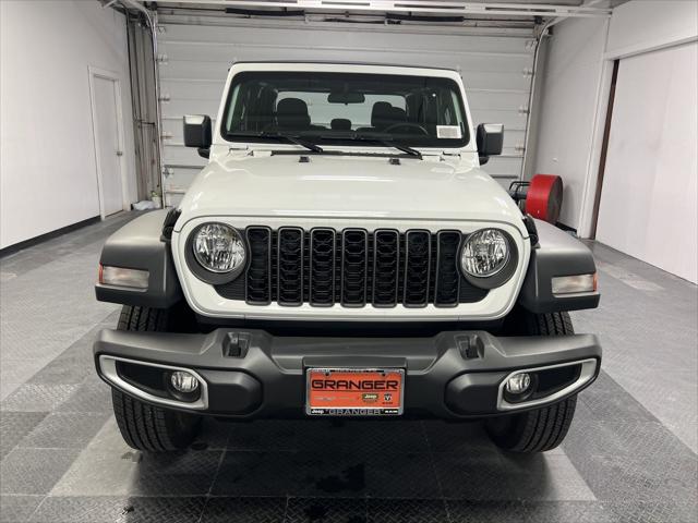 2024 Jeep Gladiator GLADIATOR SPORT 4X4