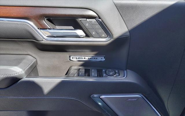 2024 GMC Sierra 1500 4WD Crew Cab Short Box Denali