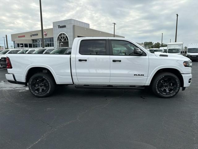 2025 RAM Ram 1500 RAM 1500 BIG HORN CREW CAB 4X4 64 BOX