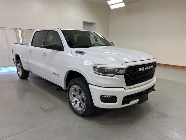 2025 RAM Ram 1500 RAM 1500 BIG HORN CREW CAB 4X4 64 BOX