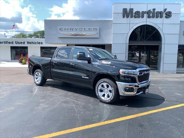 2025 RAM Ram 1500 RAM 1500 BIG HORN CREW CAB 4X4 64 BOX