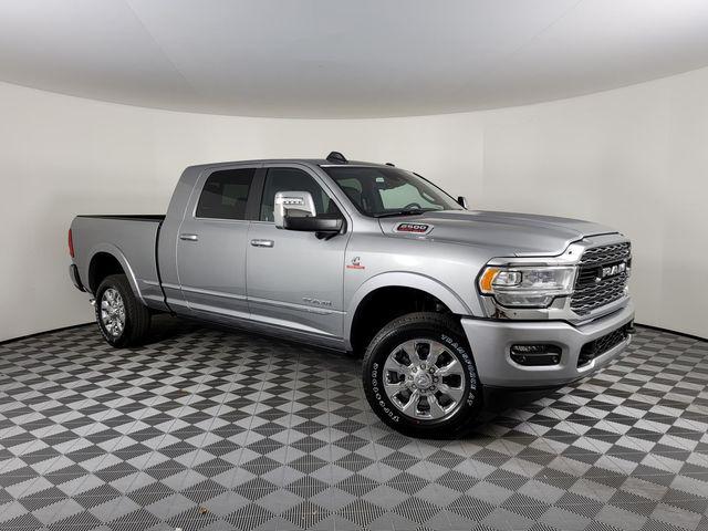 2024 RAM Ram 2500 RAM 2500 LIMITED MEGA CAB 4X4 64 BOX