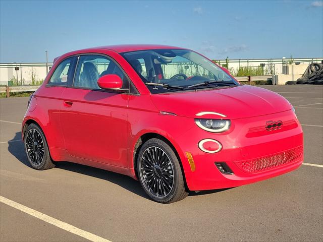 2024 Fiat FIAT 500e 500e INSPI(RED)