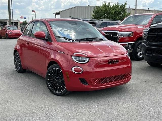 2024 Fiat FIAT 500e 500e INSPI(RED)