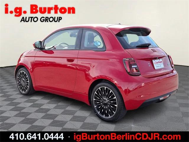 2024 Fiat FIAT 500e 500e INSPI(RED)