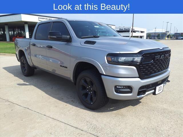 2025 RAM Ram 1500 RAM 1500 LONE STAR CREW CAB 4X4 57 BOX