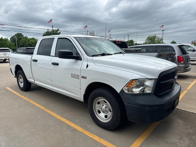 2018 RAM 1500 Tradesman Crew Cab 4x4 64 Box