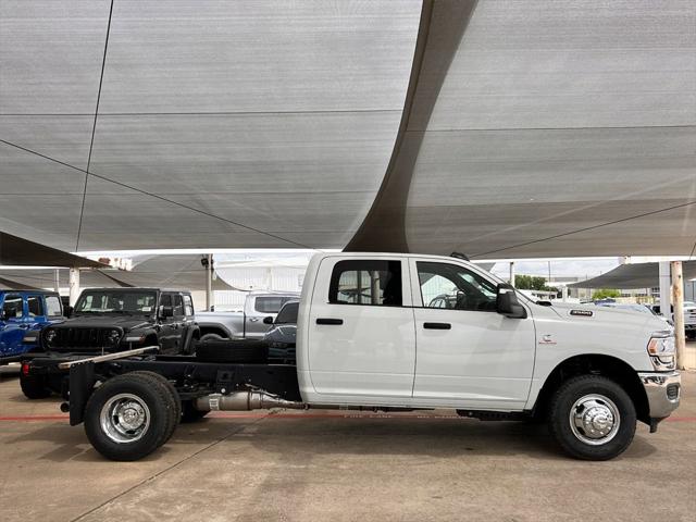 2024 RAM Ram 3500 Chassis Cab RAM 3500 TRADESMAN CREW CAB CHASSIS 4X4 60 CA