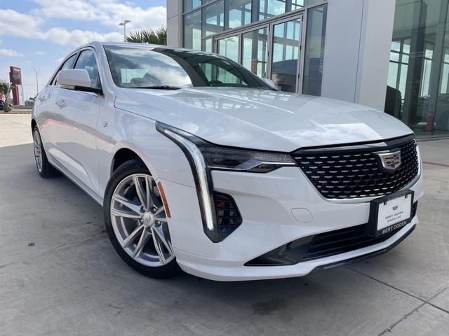 2023 Cadillac CT4 Luxury