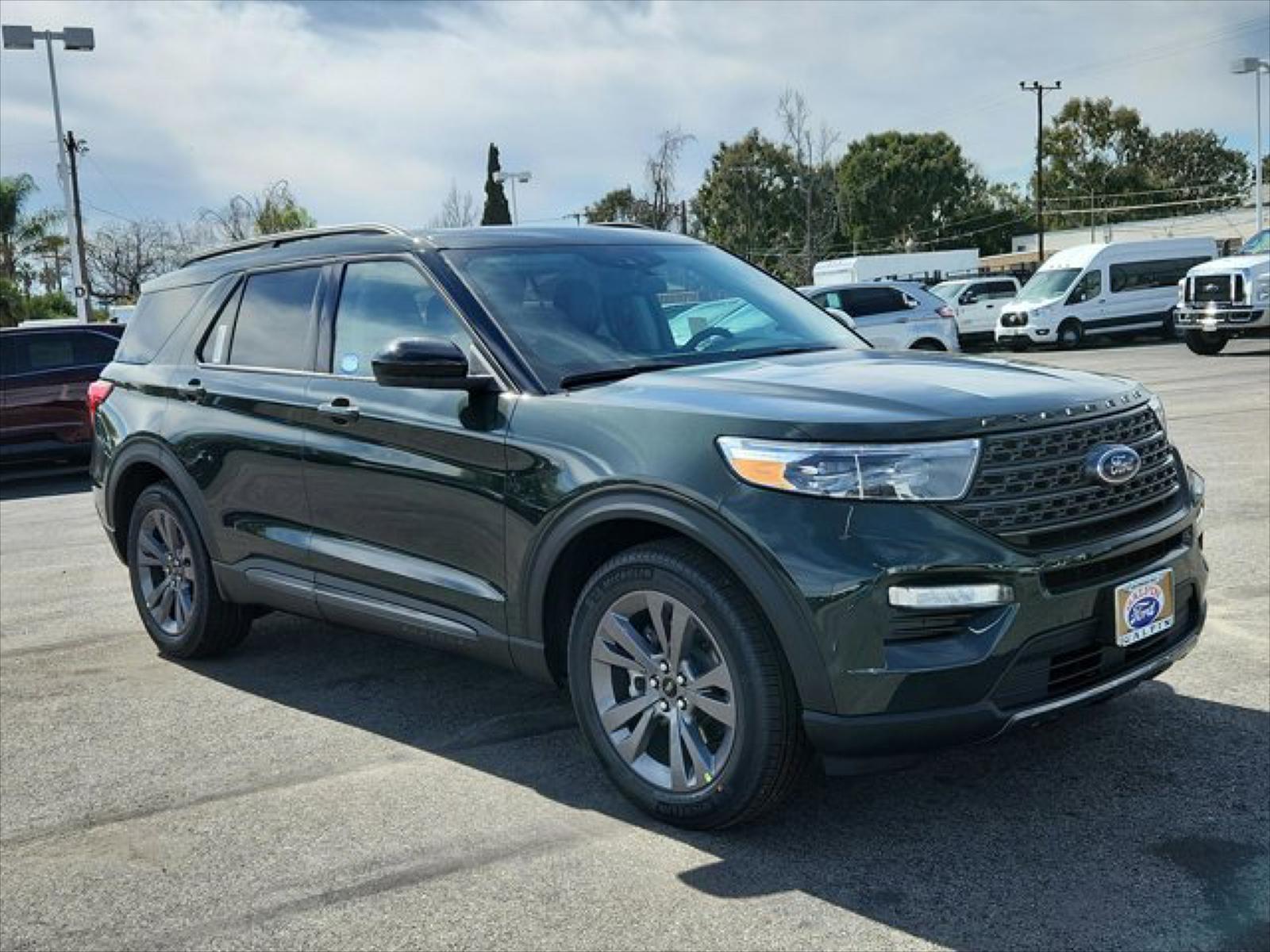 2024 Ford Explorer XLT