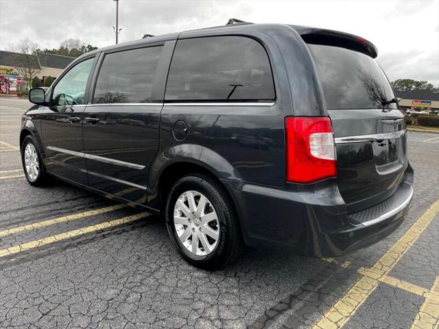 2014 Chrysler Town & Country Touring