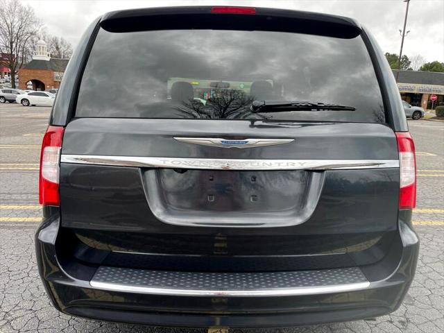 2014 Chrysler Town & Country Touring