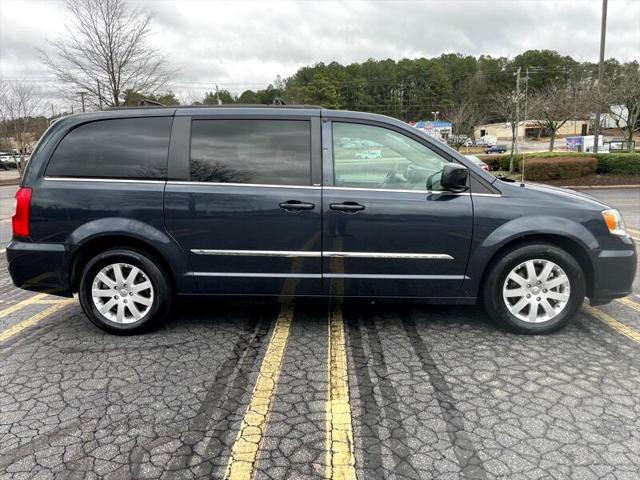 2014 Chrysler Town & Country Touring