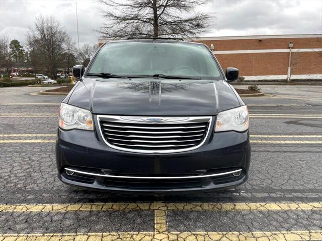 2014 Chrysler Town & Country Touring