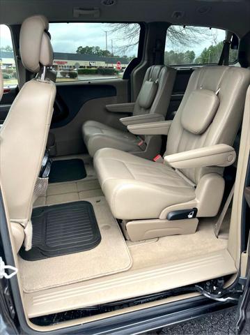 2014 Chrysler Town & Country Touring