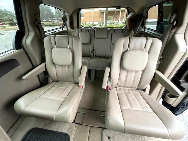 2014 Chrysler Town & Country Touring