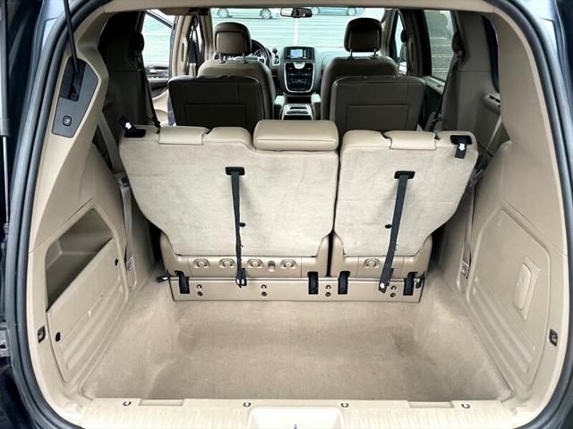 2014 Chrysler Town & Country Touring