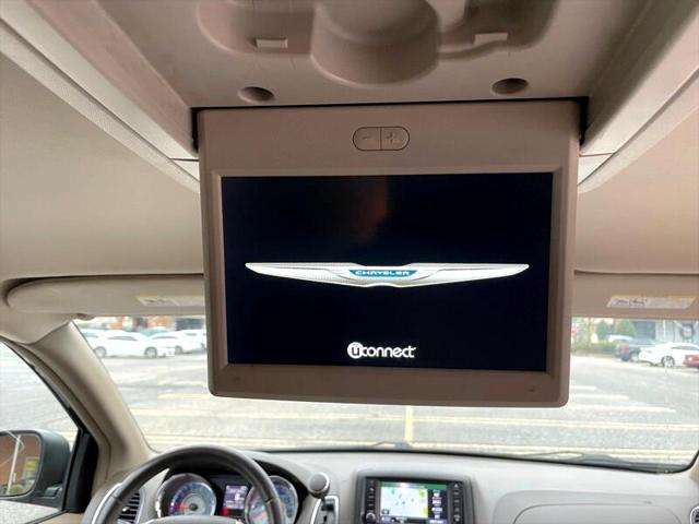 2014 Chrysler Town & Country Touring