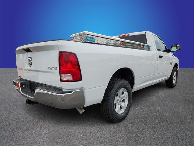 2022 RAM Ram 1500 Classic RAM 1500 CLASSIC TRADESMAN REGULAR CAB 4X4 8 BOX