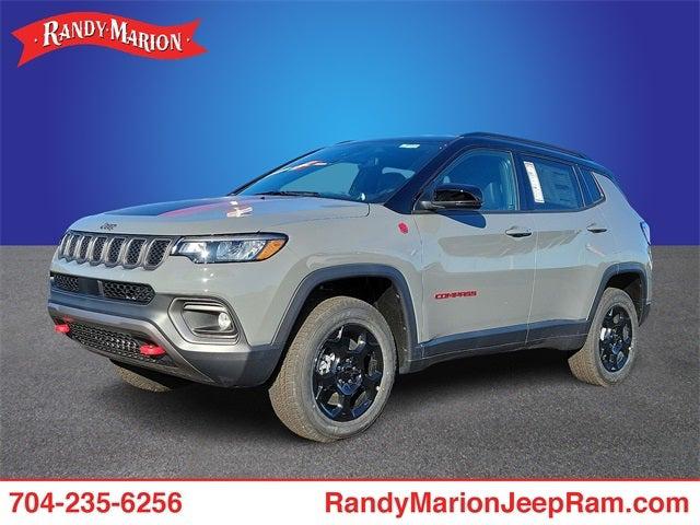 2024 Jeep Compass COMPASS TRAILHAWK 4X4