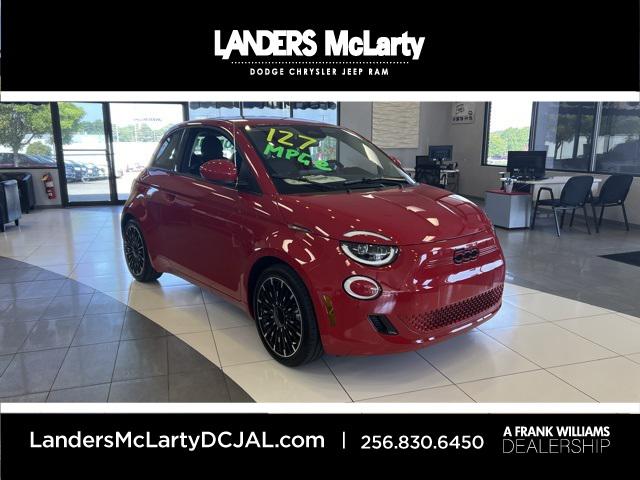 2024 Fiat FIAT 500e 500e INSPI(RED)