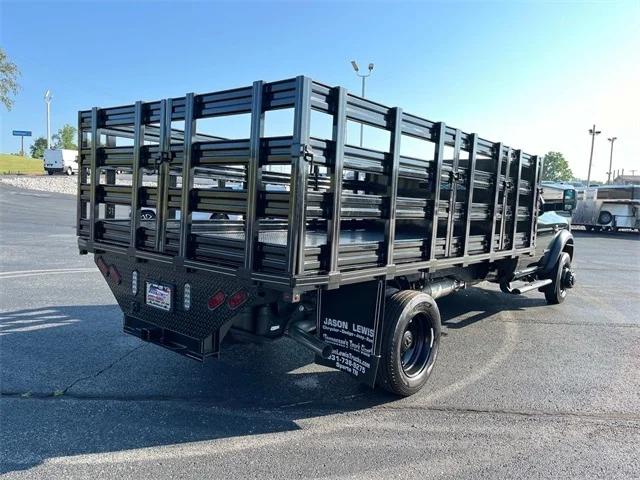 2022 RAM 5500 Chassis Tradesman/SLT