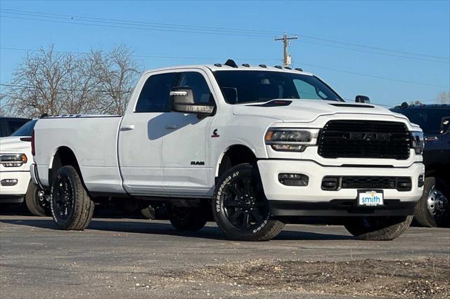 2024 RAM Ram 3500 RAM 3500 LARAMIE CREW CAB 4X4 8 BOX