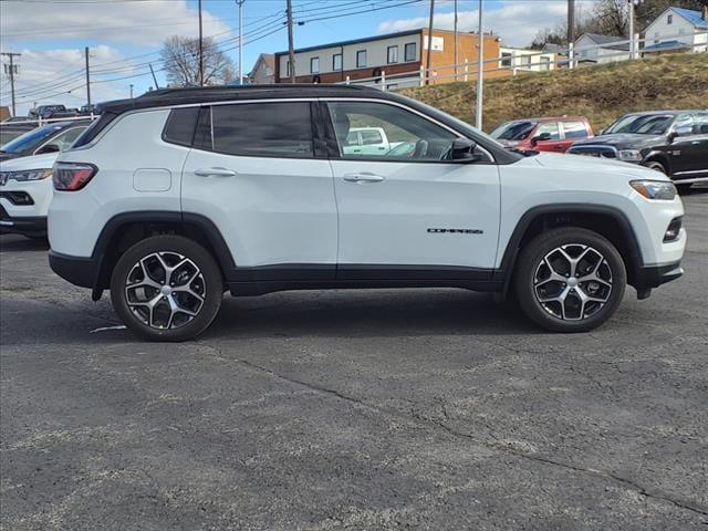 2024 Jeep Compass COMPASS LIMITED 4X4