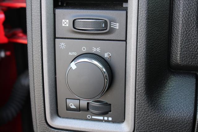 2021 Ram 1500 Tradesman Crew Cab 4x4 5'7" Box