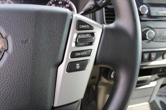 2022 Nissan Titan Crew Cab SV 4x4