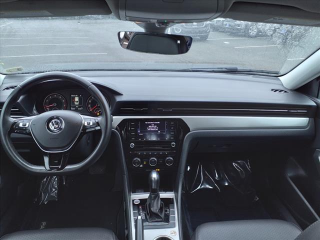 2022 Volkswagen Passat 2.0T SE