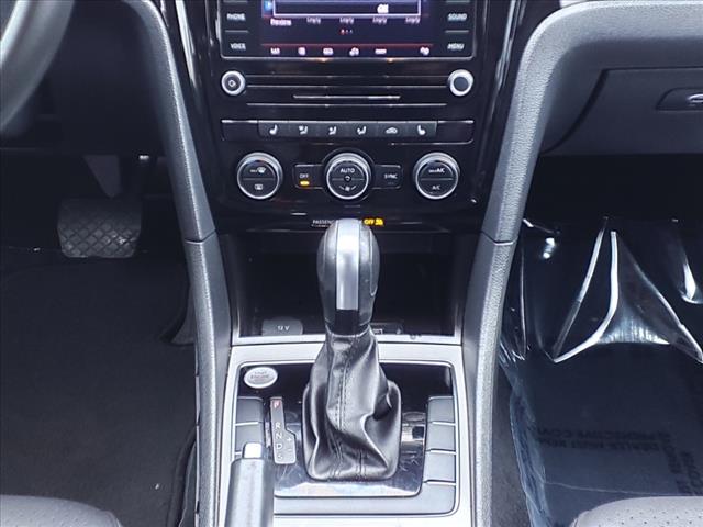 2022 Volkswagen Passat 2.0T SE