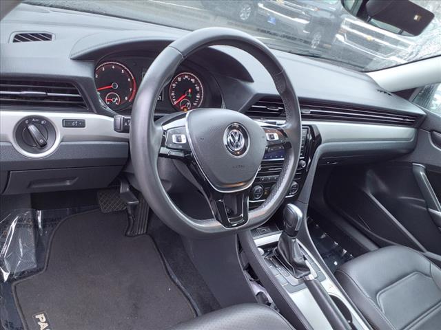 2022 Volkswagen Passat 2.0T SE