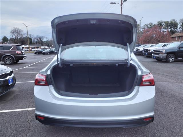 2021 Chevrolet Malibu FWD LT