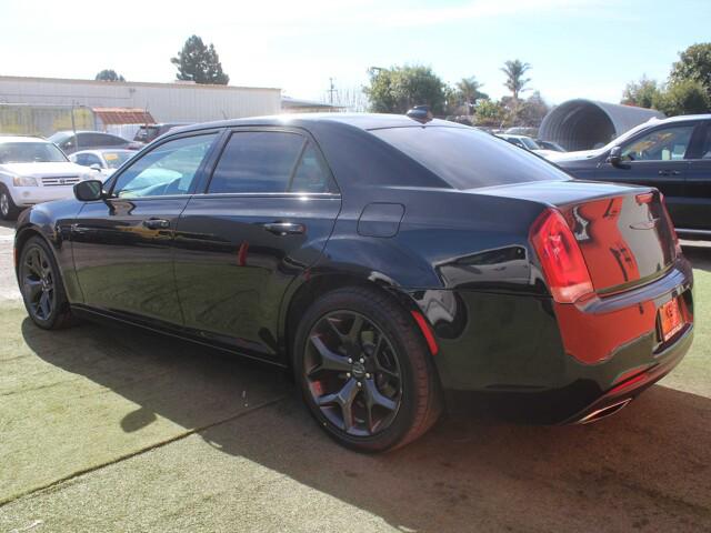 2021 Chrysler 300 300S