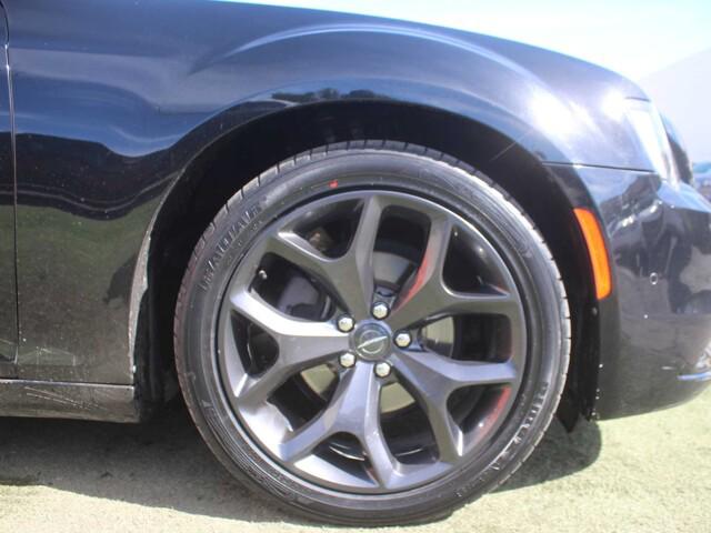 2021 Chrysler 300 300S