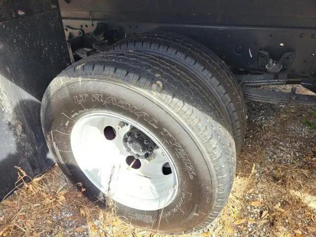 2024 Chevrolet 3500 LCF Gas Unknown