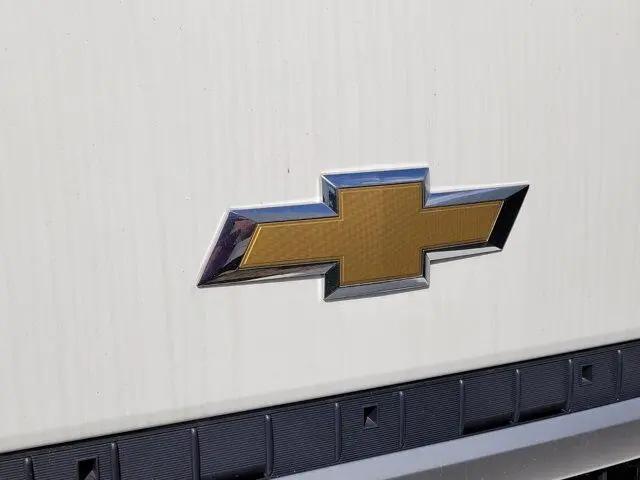 2024 Chevrolet 3500 LCF Gas Unknown