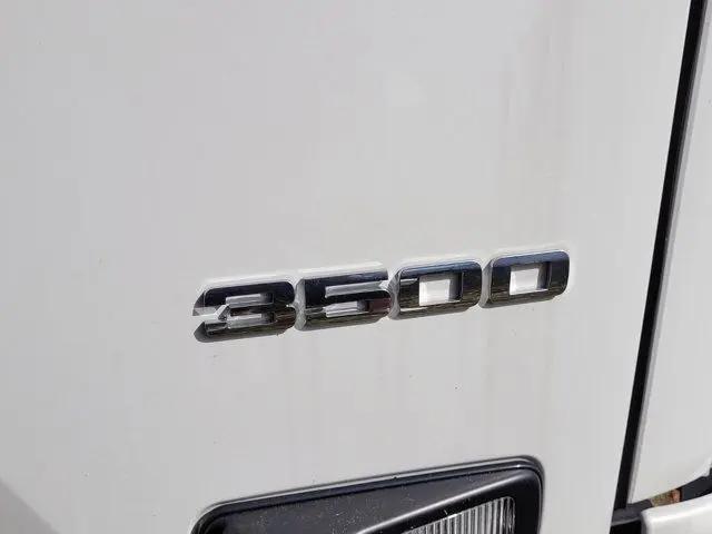 2024 Chevrolet 3500 LCF Gas Unknown