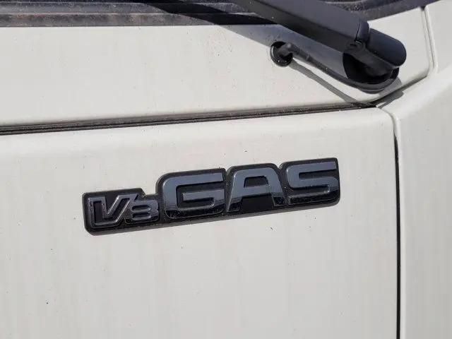 2024 Chevrolet 3500 LCF Gas Unknown