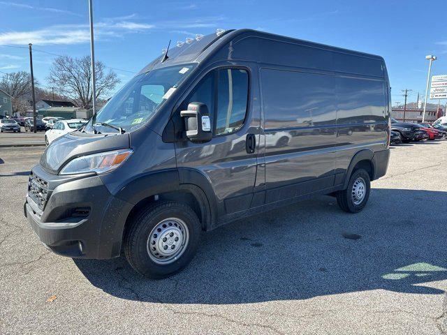 2024 Ram ProMaster 2500 Cargo Van Tradesman High Roof 136" WB w/Pass Seat