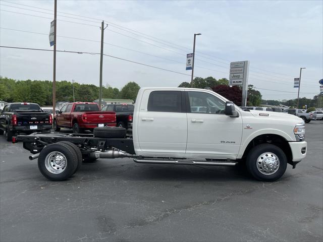 2024 RAM Ram 3500 Chassis Cab RAM 3500 LARAMIE CREW CAB CHASSIS 4X4 60 CA