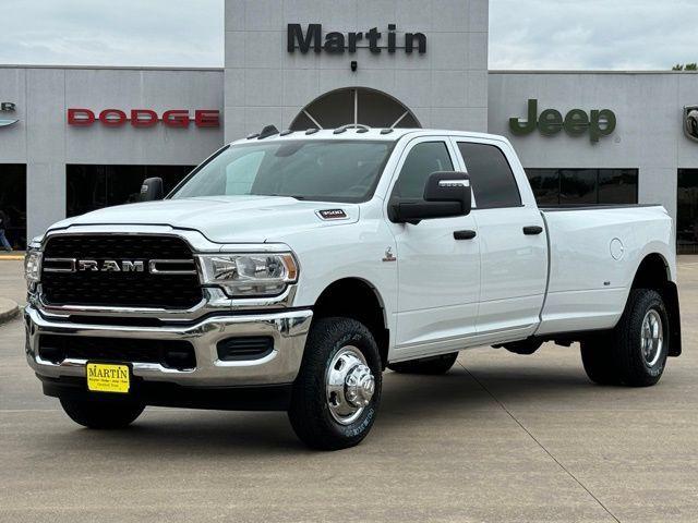 2024 RAM Ram 3500 RAM 3500 TRADESMAN CREW CAB 4X4 8 BOX