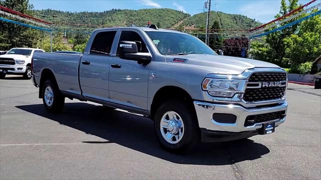 2024 RAM Ram 3500 RAM 3500 TRADESMAN CREW CAB 4X4 8 BOX