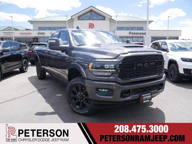 2024 RAM Ram 3500 RAM 3500 LIMITED CREW CAB 4X4 8 BOX