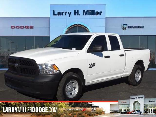 2024 RAM Ram 1500 Classic RAM 1500 CLASSIC TRADESMAN QUAD CAB 4X2 64 BOX