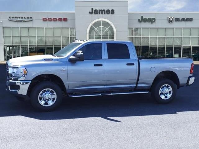 2024 RAM Ram 3500 RAM 3500 TRADESMAN CREW CAB 4X4 64 BOX