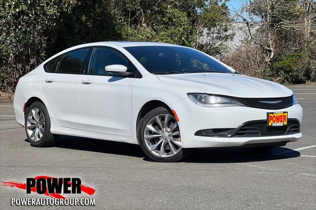 2015 Chrysler 200 S